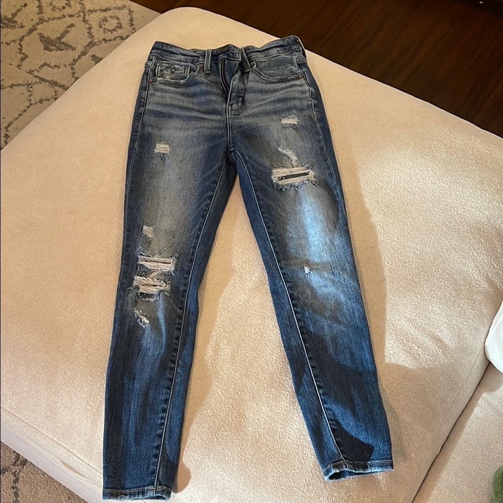Blue Skinny Distressed Jeans with Stretch